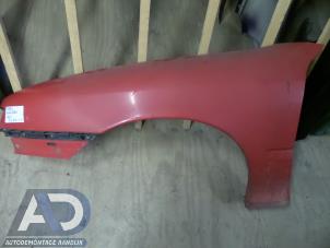 Begagnade Framskärm, vänster Opel Calibra 2.0i Pris € 49,99 Marginaltabell erbjuds av Autodemontage Aandijk