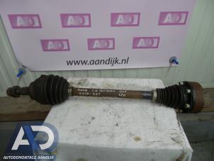 Używane Os napedowa lewy przód Skoda Octavia Combi (1Z5) 1.6 FSI 16V Cena € 34,99 Procedura marży oferowane przez Autodemontage Aandijk