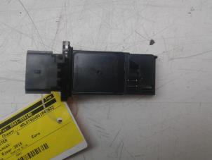 Gebruikte Luchtregelklep Opel Insignia Sports Tourer Mk.I 2.0T Ecotec 16V 4x4 Prijs € 89,00 Margeregeling aangeboden door Autobedrijf G.H. Wessel B.V.