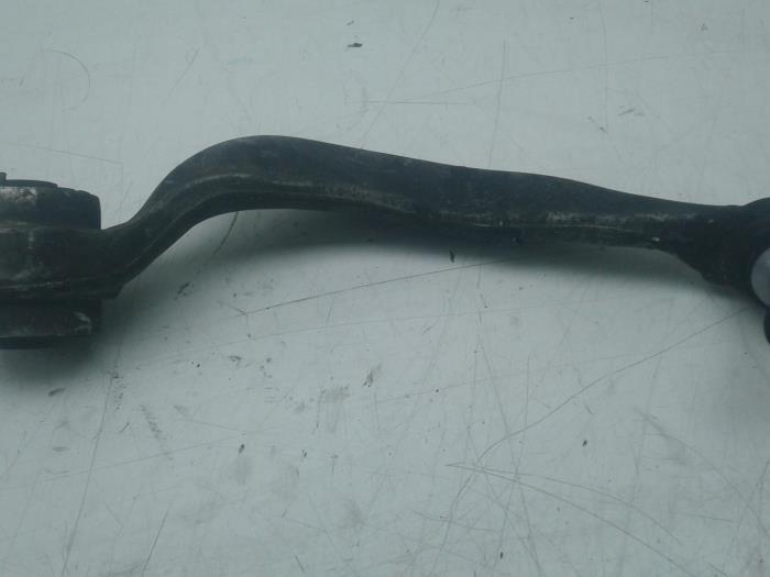 Främre gaffelben, höger från en BMW 7 serie (G11/12) 730d,Ld 24V 2016