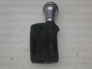 Begagnade Växelspak Audi A3 Sportback (8VA/8VF) 1.5 TFSI 16V Pris € 79,00 Marginaltabell erbjuds av Autobedrijf G.H. Wessel B.V.