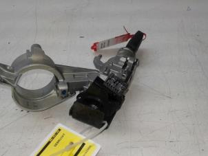 Gebruikte Afstands Bediening Set Opel Insignia Sports Tourer 1.6 CDTI 16V Prijs op aanvraag aangeboden door Autobedrijf G.H. Wessel B.V.