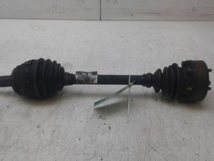 Gebruikte Homokineetas links-voor Skoda Octavia Combi (1U5) 1.9 TDi 110 Prijs € 75,00 Margeregeling aangeboden door Autobedrijf G.H. Wessel B.V.