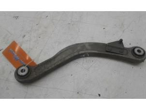 Gebruikte Draagarm links-achter Mercedes CLS (C218) 250 CDI BlueEfficiency,BlueTEC, 250 d Prijs € 35,00 Margeregeling aangeboden door Autobedrijf G.H. Wessel B.V.