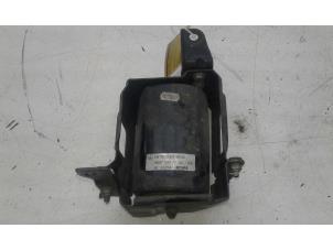 Gebruikte Trillings demper Mercedes E (R207) E-220 CDI 16V BlueEfficiency Prijs € 99,00 Margeregeling aangeboden door Autobedrijf G.H. Wessel B.V.