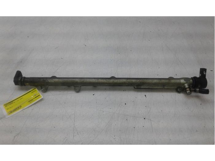 Insprutningshus från en BMW 5 serie Touring (E61)  2004