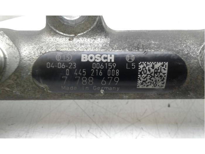 Insprutningshus från en BMW 5 serie Touring (E61)  2004