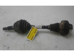 Gebruikte Cardanas rechts-voor (VWA) Audi Q7 (4LB) 3.0 TDI V6 24V Prijs € 95,00 Margeregeling aangeboden door Autobedrijf G.H. Wessel B.V.