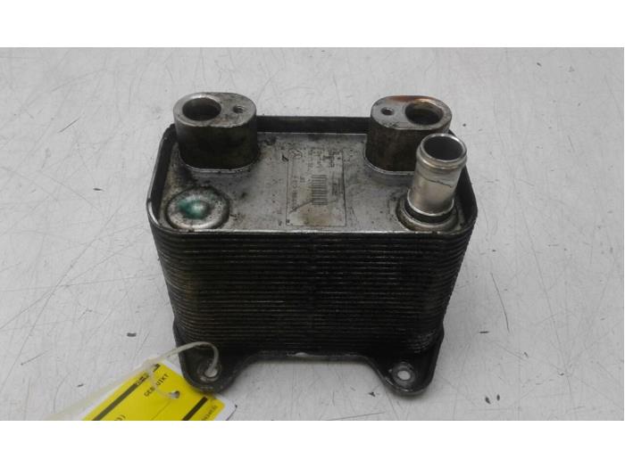 Oljekylare från en Mercedes-Benz ML I (163) 270 2.7 CDI 20V 2003