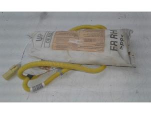 Gebruikte Stoel airbag (zitplaats) Kia Niro I (DE) Prijs € 129,00 Margeregeling aangeboden door Autobedrijf G.H. Wessel B.V.