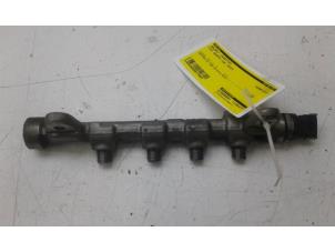 Gebruikte Injector brug Fiat Ducato (250) 2.0 D 115 Multijet Prijs € 69,00 Margeregeling aangeboden door Autobedrijf G.H. Wessel B.V.