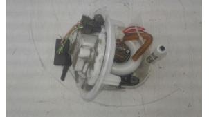 Begagnade Elektrisk bränslepump Peugeot 207/207+ (WA/WC/WM) 1.4 Pris € 45,00 Marginaltabell erbjuds av Autobedrijf G.H. Wessel B.V.