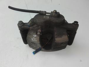 Gebruikte Remklauw (Tang) rechts-voor Mercedes GLB (247.6) 2.0 GLB-250 Turbo 16V 4-Matic Prijs € 99,00 Margeregeling aangeboden door Autobedrijf G.H. Wessel B.V.