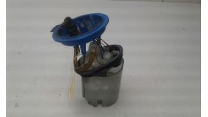 Używane Elektryczna pompa paliwa Volkswagen Golf VII Variant (AUVV) 1.4 TSI 16V Cena € 69,00 Procedura marży oferowane przez Autobedrijf G.H. Wessel B.V.