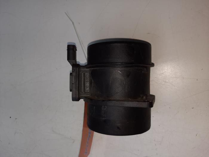 Luchthoeveelheidsmeter van een Mercedes-Benz GLC Coupe (C253) 2.2 250d 16V BlueTEC 4-Matic 2019