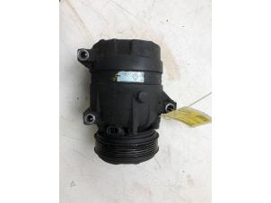 Begagnade Luftkonditioneringspump Renault Trafic New (FL) 1.9 dCi 100 16V Pris € 49,00 Marginaltabell erbjuds av Autobedrijf G.H. Wessel B.V.