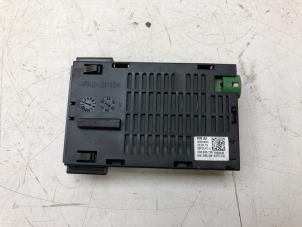 Begagnade AUX/USB-anslutning Volkswagen Transporter T6 2.0 TDI Pris € 25,00 Marginaltabell erbjuds av Autobedrijf G.H. Wessel B.V.