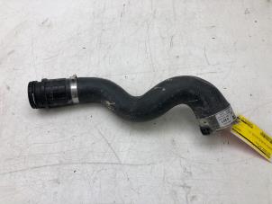 Begagnade Laddluftkylarslang Opel Astra K 1.6 CDTI 110 16V Pris € 49,00 Marginaltabell erbjuds av Autobedrijf G.H. Wessel B.V.