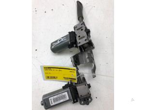 Begagnade Sätesmotor Skoda Superb (3V3) 2.0 TDI Pris € 199,00 Marginaltabell erbjuds av Autobedrijf G.H. Wessel B.V.