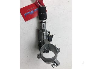 Gebruikte Afstands Bediening Set Opel Insignia 2.0 CDTI 16V 163 Ecotec Prijs op aanvraag aangeboden door Autobedrijf G.H. Wessel B.V.