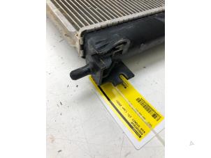 Begagnade Kylare Kia Stonic (YB) 1.0i T-GDi 12V Pris € 49,00 Marginaltabell erbjuds av Autobedrijf G.H. Wessel B.V.