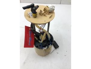 Używane Elektryczna pompa paliwa Opel Astra K 1.6 CDTI 110 16V Cena € 79,00 Procedura marży oferowane przez Autobedrijf G.H. Wessel B.V.