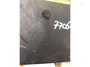 Używane Pompa prózniowa elektrycznego zamka drzwiowego Mercedes S (222.0/222.1) 3.0 S-400d 4-Matic Cena € 69,00 Procedura marży oferowane przez Autobedrijf G.H. Wessel B.V.