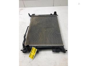 Begagnade Kylare Kia Stonic (YB) 1.0i T-GDi 12V Pris € 49,00 Marginaltabell erbjuds av Autobedrijf G.H. Wessel B.V.