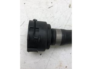 Używane Termostat Mercedes EQV 300 Cena € 49,00 Procedura marży oferowane przez Autobedrijf G.H. Wessel B.V.