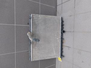 Gebruikte Radiateur Peugeot 2008 (CU) 1.5 BlueHDi 120 Prijs € 99,00 Margeregeling aangeboden door Autobedrijf G.H. Wessel B.V.