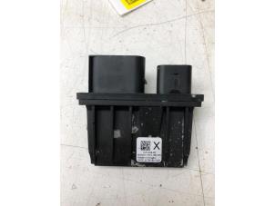 Begagnade AdBlue-dator Porsche Cayenne II (92A) 4.2 S Diesel V8 32V Pris € 49,00 Marginaltabell erbjuds av Autobedrijf G.H. Wessel B.V.