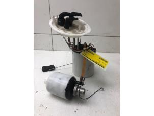 Begagnade Elektrisk bränslepump Audi A4 Avant (B8) 1.8 TFSI 16V Pris € 149,00 Marginaltabell erbjuds av Autobedrijf G.H. Wessel B.V.