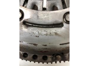 Begagnade Svänghjul Volkswagen Golf Plus (5M1/1KP) 1.4 TSI 122 16V Pris € 125,00 Marginaltabell erbjuds av Autobedrijf G.H. Wessel B.V.