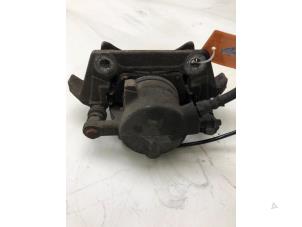 Begagnade Främre bromsok, höger Mercedes A (W169) 2.0 A-160 CDI 16V Pris € 45,00 Marginaltabell erbjuds av Autobedrijf G.H. Wessel B.V.