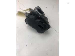 Gebruikte EGR Klep Renault Master III (FV) 2.3 Energy dCi 180 Twin Turbo 16V FWD Prijs € 79,00 Margeregeling aangeboden door Autobedrijf G.H. Wessel B.V.