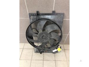 Gebruikte Koelvin Motor Mercedes C Combi (S203) 1.8 C-180K 16V Prijs € 69,00 Margeregeling aangeboden door Autobedrijf G.H. Wessel B.V.