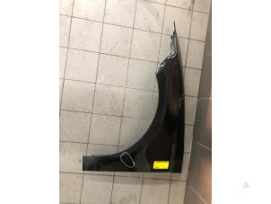 Gebruikte Scherm links-voor Seat Leon SC (5FC) 1.4 TSI 16V Prijs € 99,00 Margeregeling aangeboden door Autobedrijf G.H. Wessel B.V.