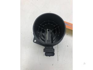 Gebruikte Luchthoeveelheidsmeter Mercedes CLA Shooting Brake (117.9) 2.2 CLA-200 CDI, 200 d 16V Prijs € 49,00 Margeregeling aangeboden door Autobedrijf G.H. Wessel B.V.