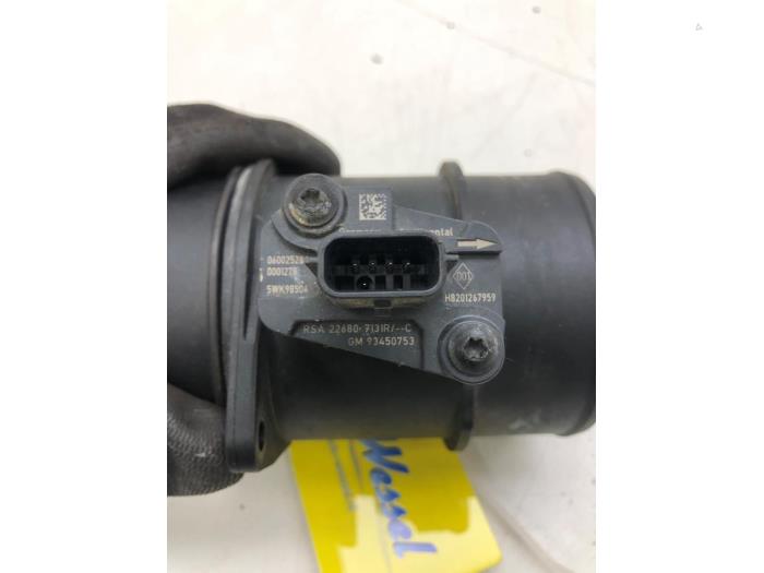 Luftflödesmätare från en Renault Trafic (1FL/2FL/3FL/4FL) 1.6 dCi 95 2017