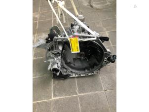 Gebruikte Versnellingsbak Opel Astra L (F3/FB/FM/FP) 1.2 Turbo 110 12V Prijs € 999,00 Margeregeling aangeboden door Autobedrijf G.H. Wessel B.V.