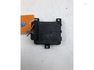 Gebruikte Radar sensor Mercedes C Estate (S206) C-200d 2.0 Turbo 16V Prijs € 225,00 Margeregeling aangeboden door Autobedrijf G.H. Wessel B.V.