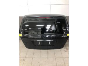 Gebruikte Achterklep Mercedes GL (X164) 5.5 GL 500 V8 32V Prijs € 699,00 Margeregeling aangeboden door Wessel Parts & Service B.V.