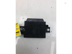 Gebruikte PDC Module Audi Q3 (8UB/8UG) 2.0 16V TFSI 170 Quattro Prijs € 49,00 Margeregeling aangeboden door Autobedrijf G.H. Wessel B.V.