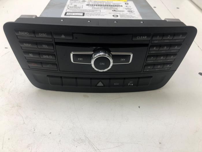 Navigeringssystem från en Mercedes-Benz CLA (117.3) 1.6 CLA-180 16V 2014