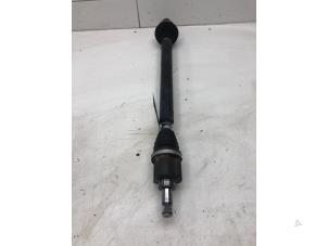 Gebruikte Steekas rechts-voor Skoda Fabia III (NJ3) 1.0 12V Prijs € 125,00 Margeregeling aangeboden door Wessel Parts & Service B.V.