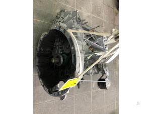 Używane Skrzynia biegów Mercedes CLA Shooting Brake (117.9) 1.6 CLA-200 16V Cena € 499,00 Procedura marży oferowane przez Autobedrijf G.H. Wessel B.V.