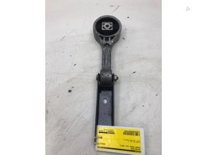 Begagnade Motorfäste Skoda Fabia III (NJ3) 1.0 12V Pris € 39,00 Marginaltabell erbjuds av Wessel Parts & Service B.V.