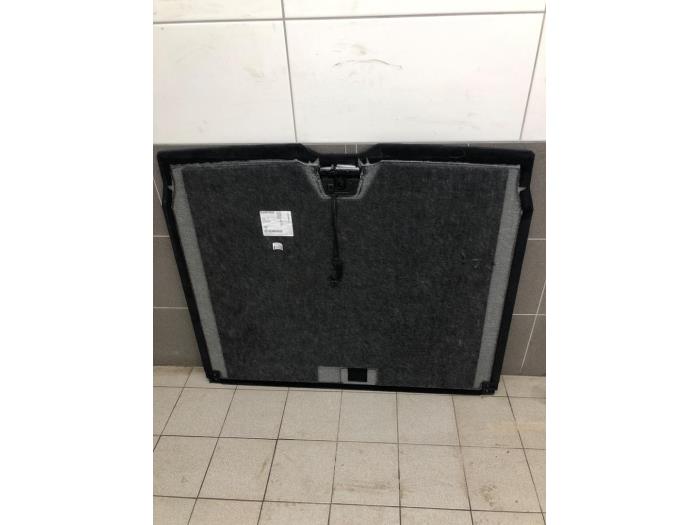 Golvpanel, lastområde från en Mercedes-Benz GLC (X253) 2.2 250d 16V BlueTEC 4-Matic 2016