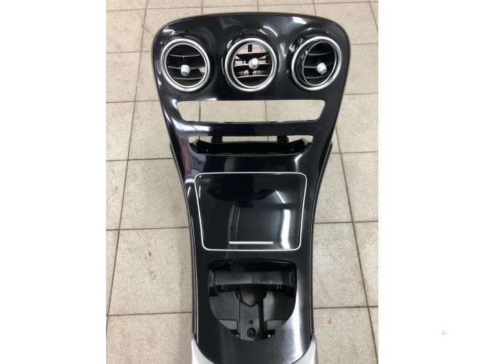 Mittkonsol från en Mercedes-Benz GLC (X253) 2.2 250d 16V BlueTEC 4-Matic 2016