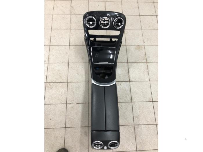 Mittkonsol från en Mercedes-Benz GLC (X253) 2.2 250d 16V BlueTEC 4-Matic 2016